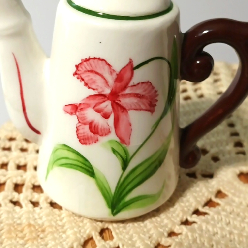 Vintage 1960's Orchid Ceramic Teapot Set - Made In Japan - Picture 5 of 7